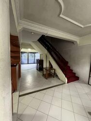 Blk 237 Lorong 1 Toa Payoh (Toa Payoh), HDB Executive #554763031